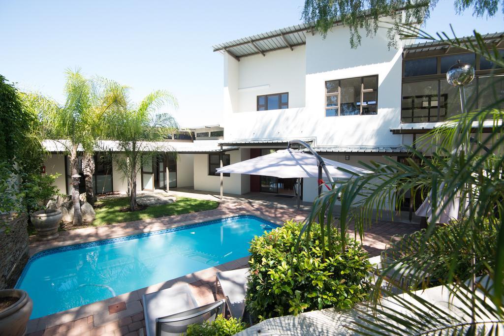 Montebello Guesthouse Windhoek Exterior photo