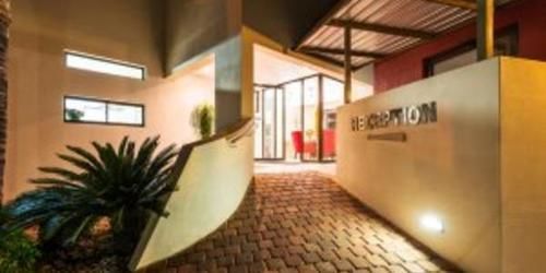 Montebello Guesthouse Windhoek Exterior photo