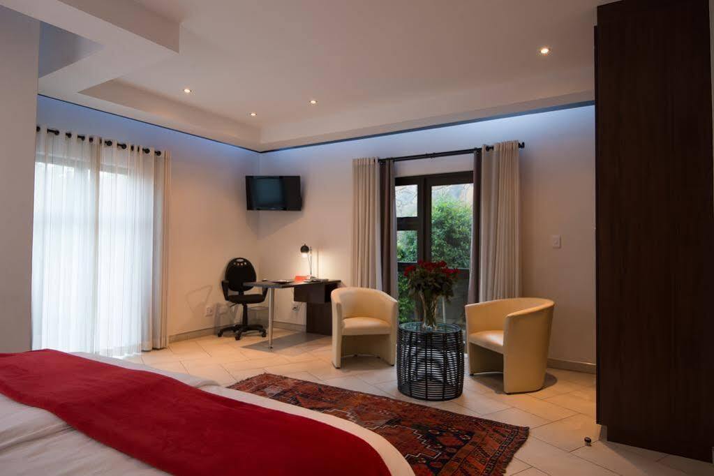Montebello Guesthouse Windhoek Exterior photo